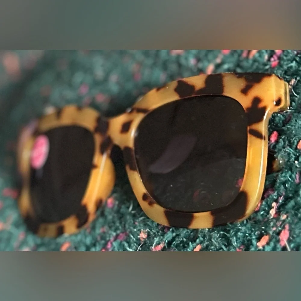 🎸Tortoise Shell Polarized Sunglasses🎸
